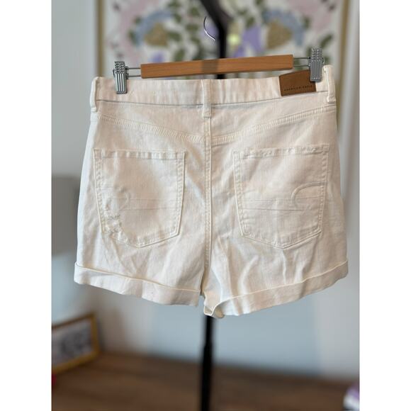 NWT American Eagle High Rise Distressed Cuffed Jean Shorts White Womens Size 10 - Picture 2 of 8